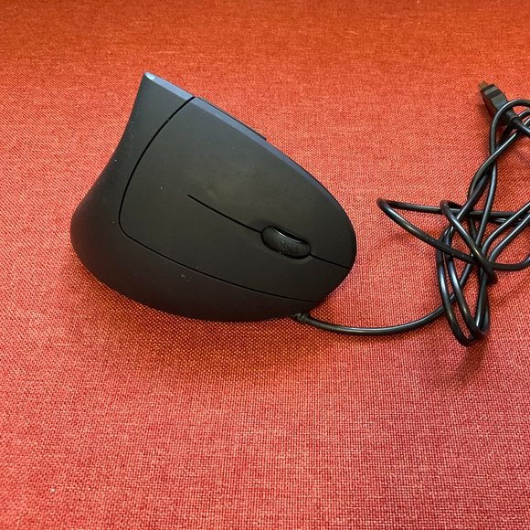 COPY - Ergonomic Mouse - Picture 2 of 3